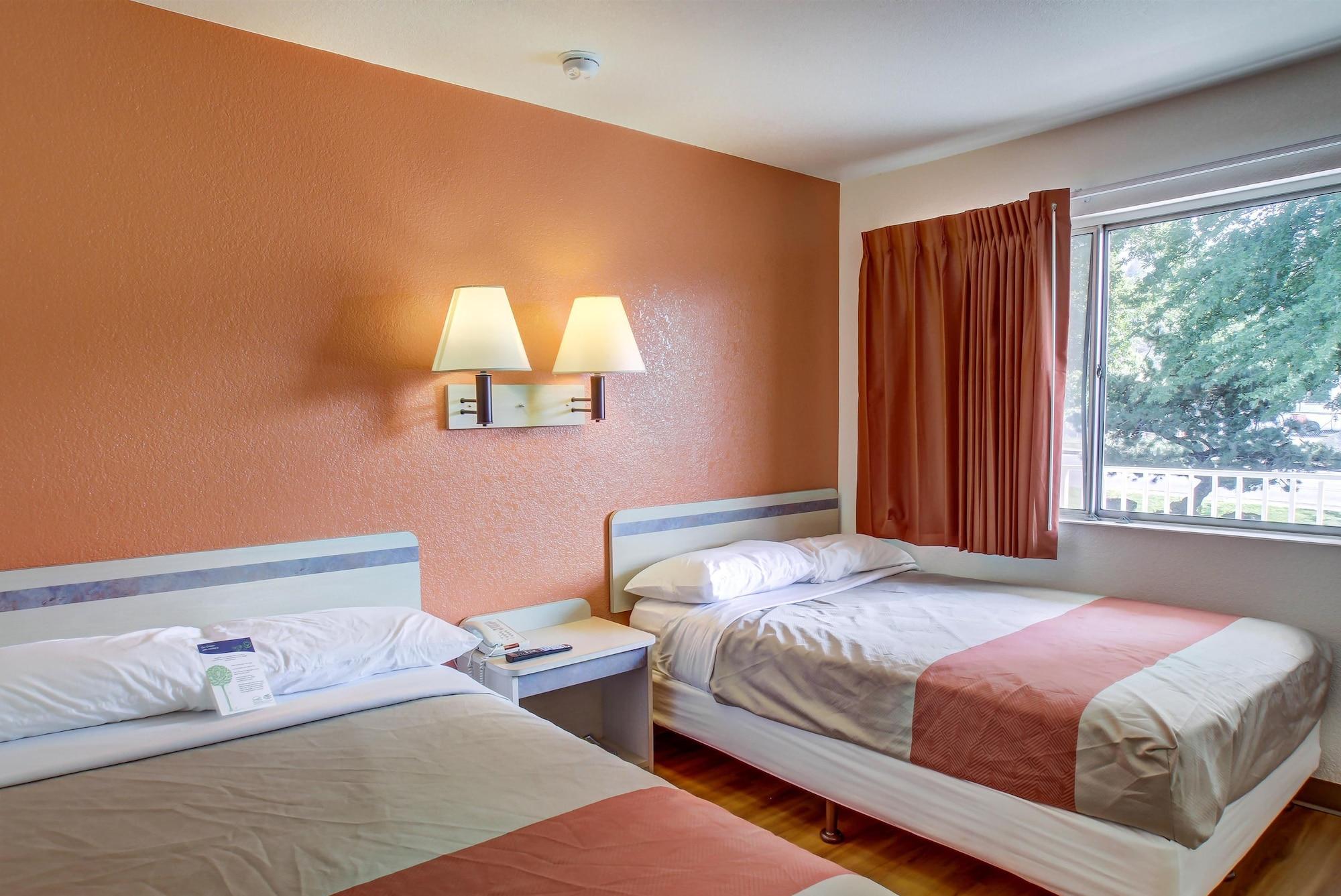 Motel 6-Grants Pass, Or エクステリア 写真