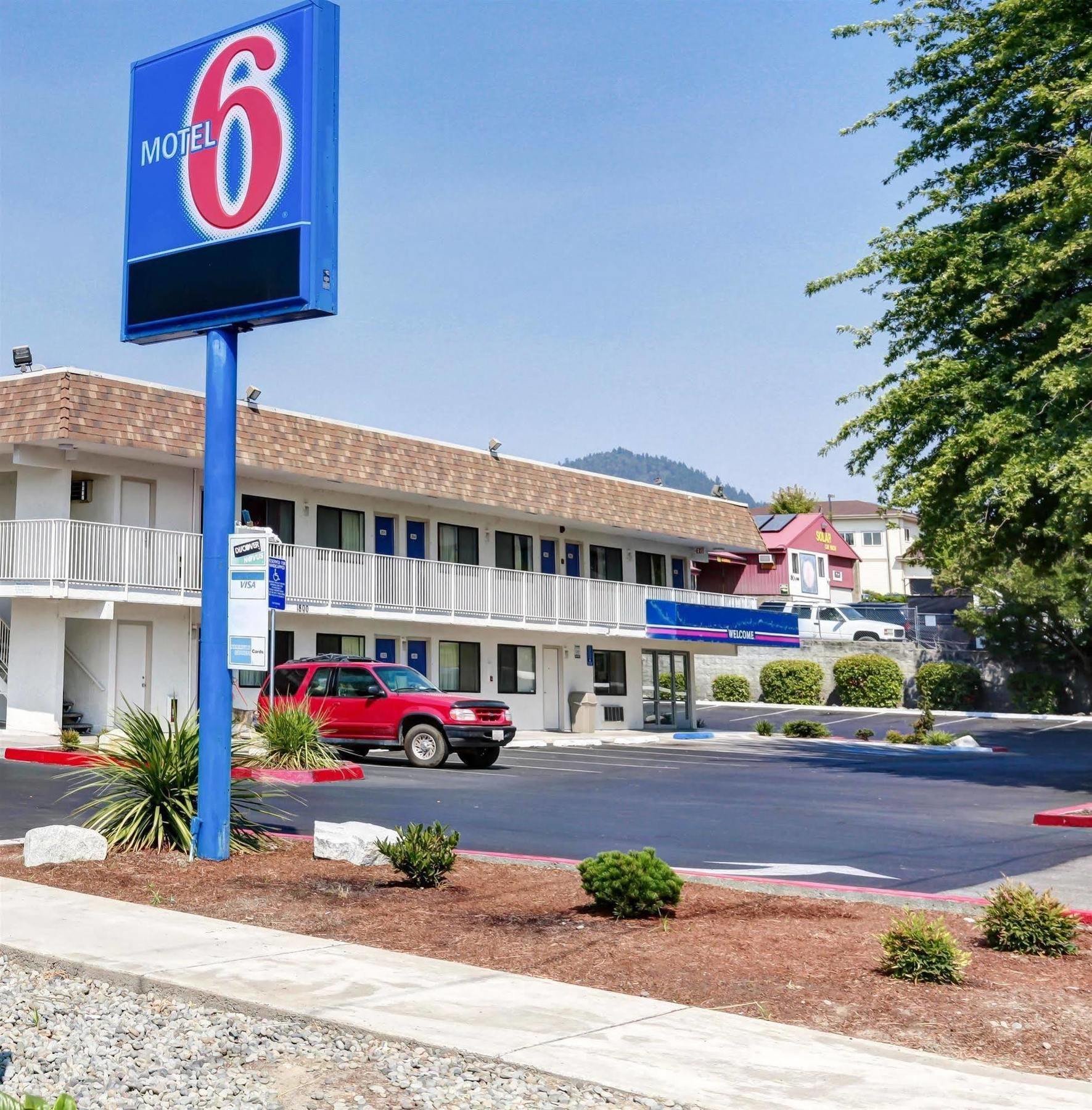 Motel 6-Grants Pass, Or エクステリア 写真